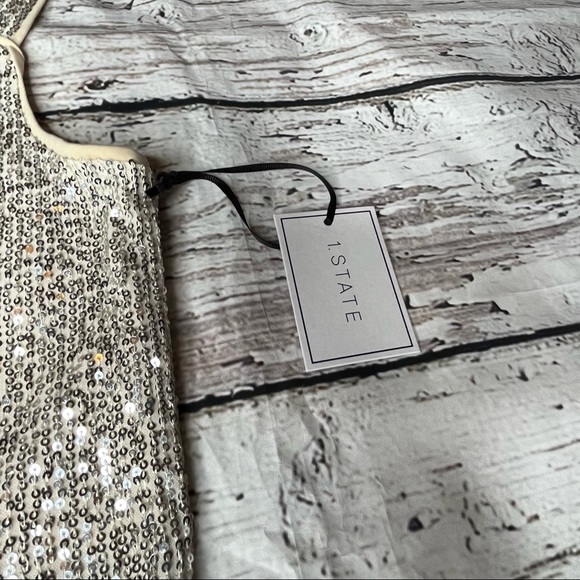 NWT 1.State Sequin Wide Strap Draped Tank Top Size M - Picture 8 of 9